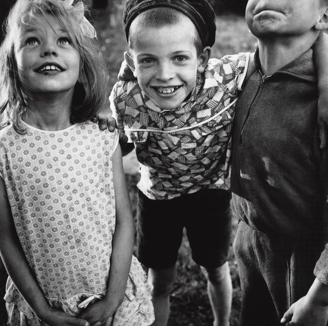 Priateli v igra 1964