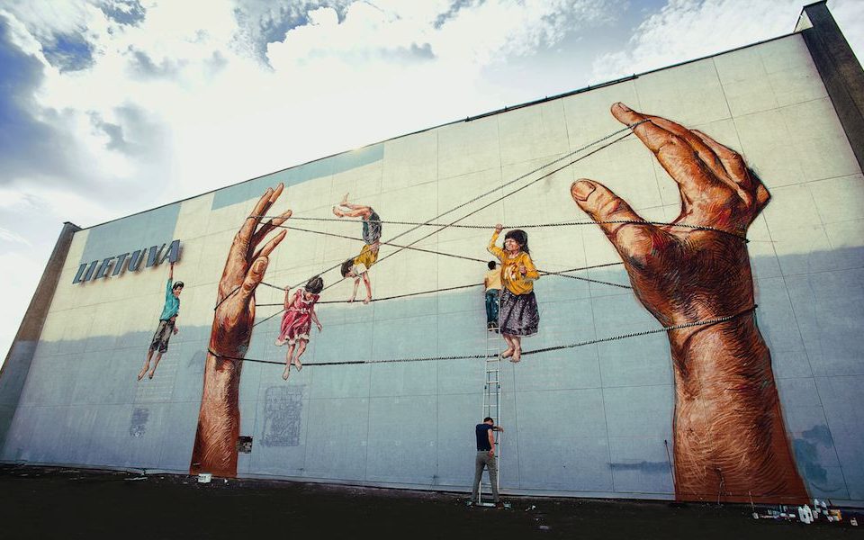 ernest-zacharevic-1